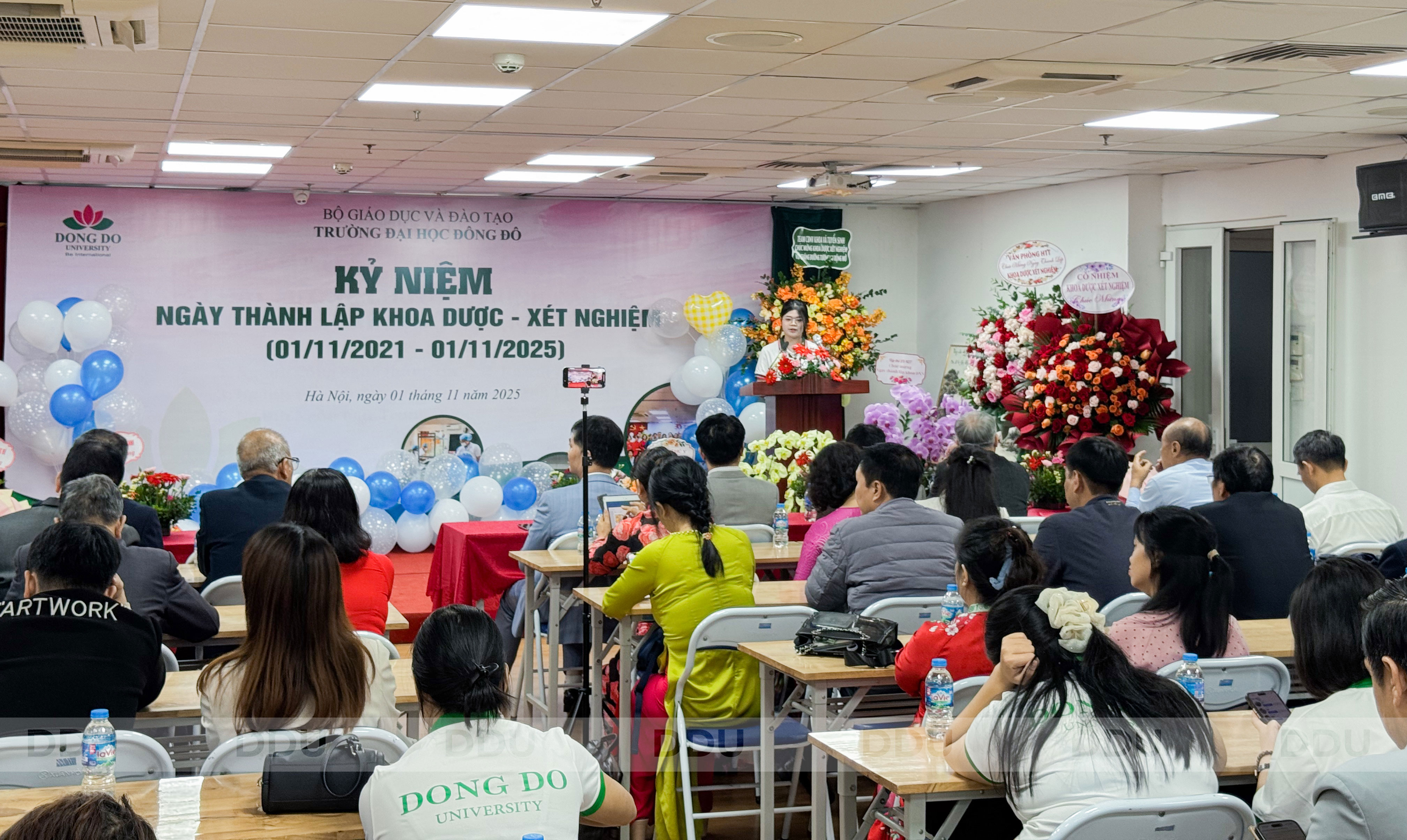 Khoa Dược - Xét nghiệm Long trọng tổ chức Lễ Kỷ niệm 4 năm ngày thành lập (01/11/2021 - 01/11/2025)