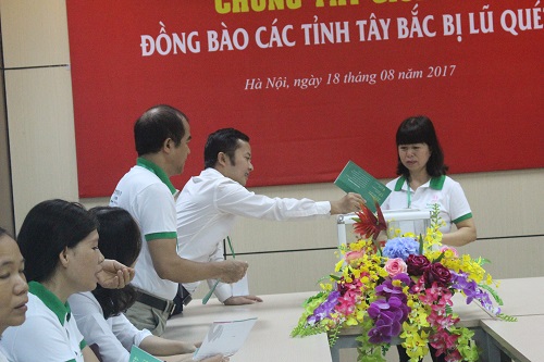 Hướng về đồng bào các tỉnh Tây Bắc chịu thiệt hại do mưa lũ