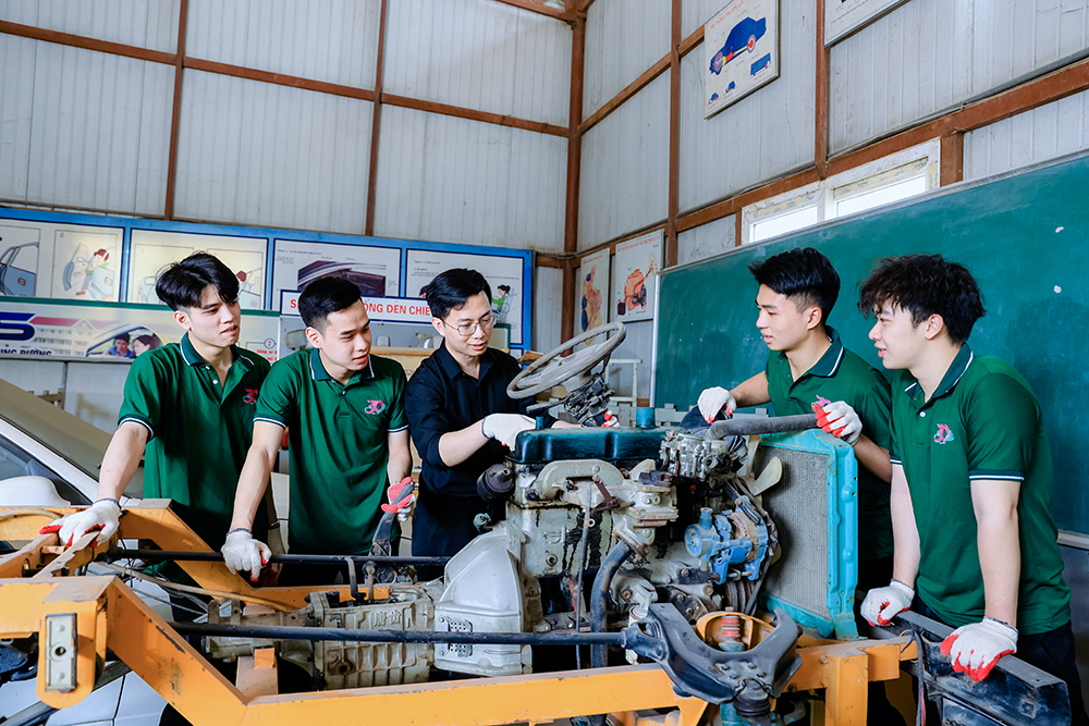 Khung chương trình đào tạo ngành Công nghệ Kỹ thuật Ô tô