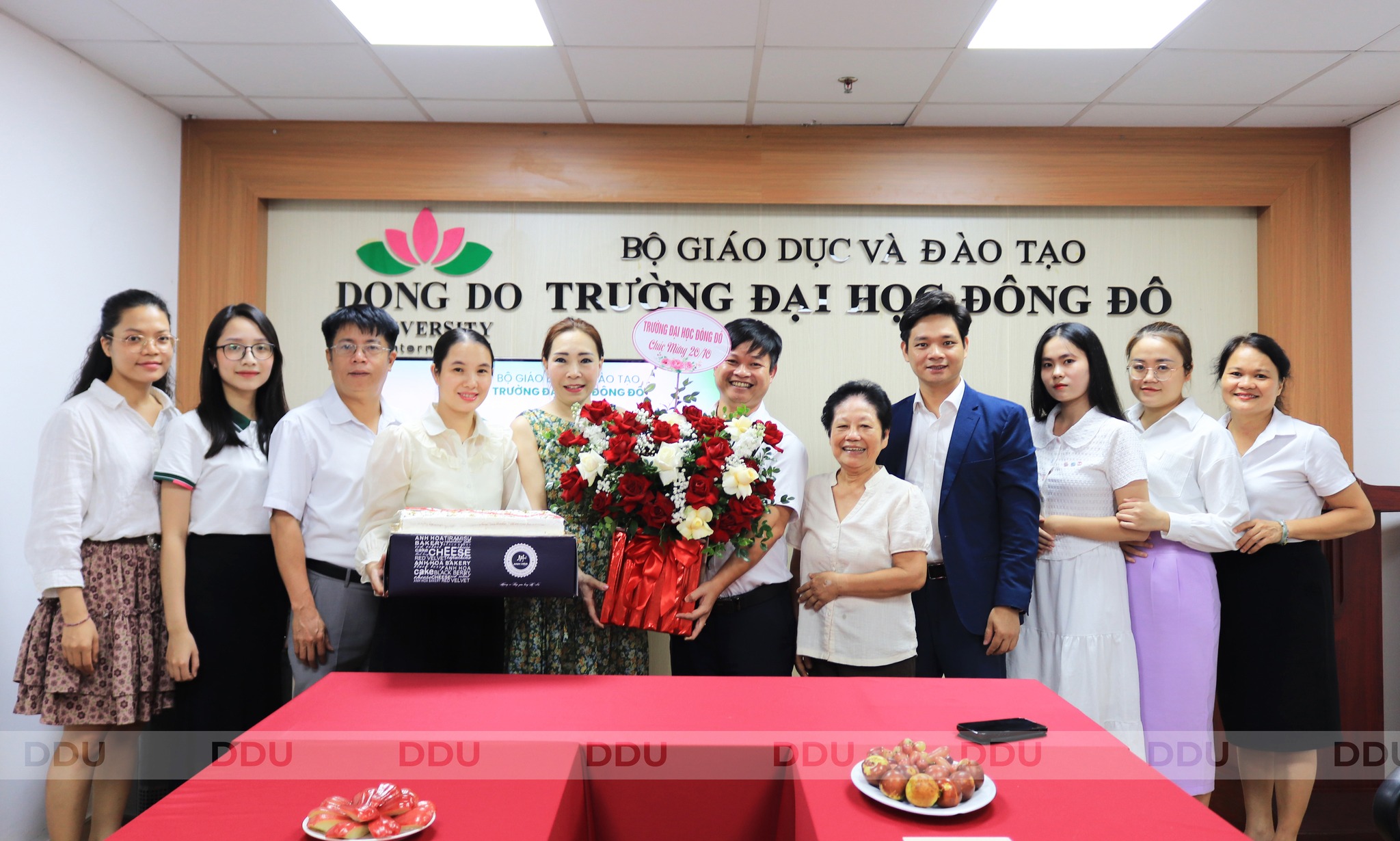 Trường Đại học Đông Đô tôn vinh phái đẹp nhân kỷ niệm 95 năm Ngày phụ nữ Việt Nam (20/10/1930 – 20/10/2025)