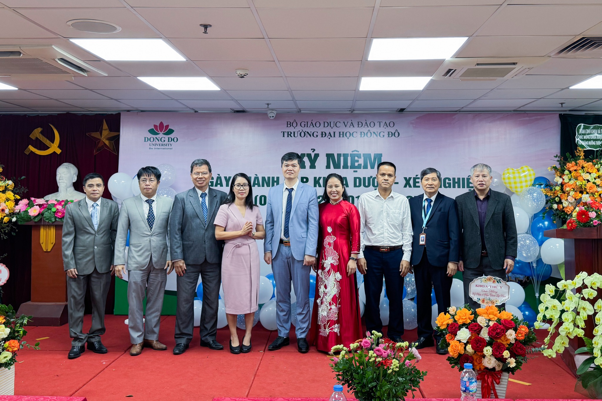 Khoa Dược - X&eacute;t nghiệm Long trọng tổ chức Lễ Kỷ niệm 4 năm ng&agrave;y th&agrave;nh lập (01/11/2021 - 01/11/2025)