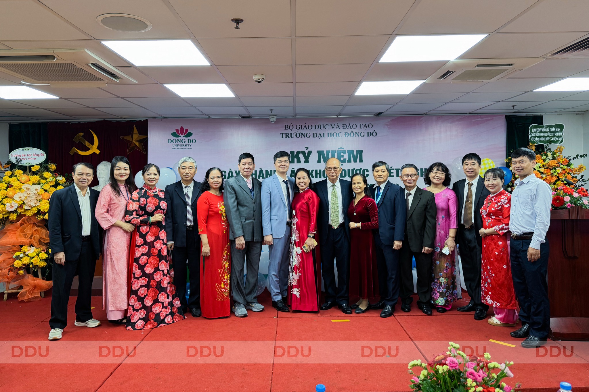 Khoa Dược - X&eacute;t nghiệm Long trọng tổ chức Lễ Kỷ niệm 4 năm ng&agrave;y th&agrave;nh lập (01/11/2021 - 01/11/2025)