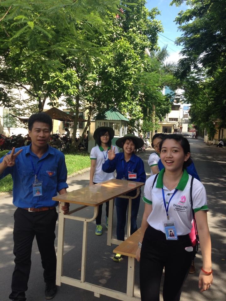 SVTN của HDIU cũng c&oacute; mặt từ rất sớm đồng h&agrave;nh c&ugrave;ng c&aacute;c bạn sĩ tử