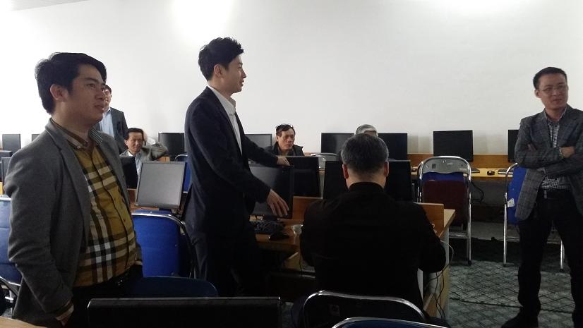 co-hoi-tham-gia-cac-du-an-chuyen-nghiep-cho-sinh-vien-nam-thu-2-khoa-cong-nghe-thong-tin