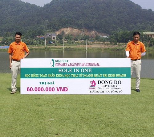 dai-hoc-dong-do-tai-tro-hoc-bong-cho-golfer-xuat-sac