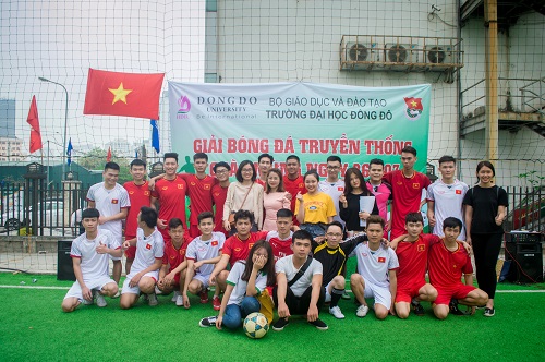 khai-mac-giai-bong-da-truyen-thong-dai-hoc-dong-do