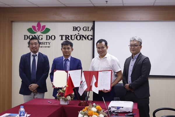 le-ky-hop-dong-hop-tac-giua-truong-dh-dong-do-va-cong-ty-co-phan-lacoli