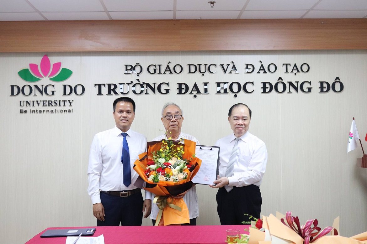 ts-ta-tien-hung-nguyen-hieu-truong-dai-hoc-ha-noi-dam-nhiem-chuc-truong-khoa-ngon-ngu-han-quoc-tai-truong-dai-hoc-dong-do