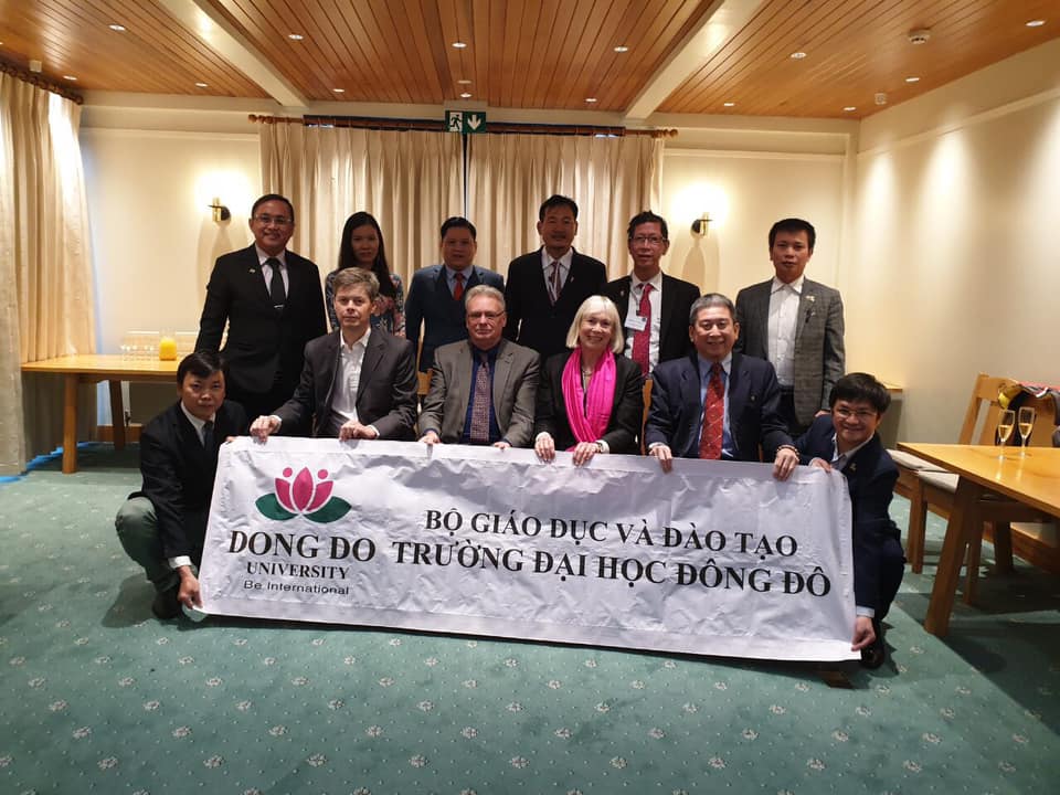 truong-dai-hoc-dong-do-tham-va-lam-viec-tai-truong-dai-hoc-oxford