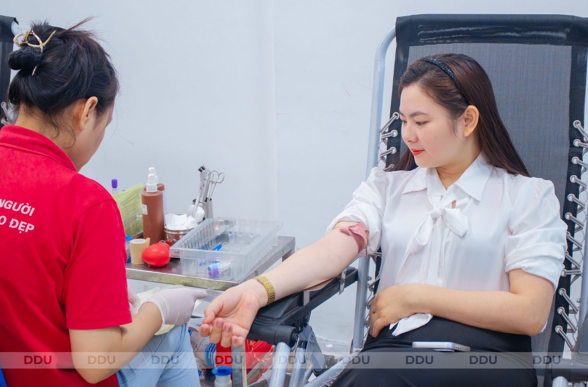 lan-toa-yeu-thuong-tu-chuong-trinh-hien-mau-giot-hong-dong-do-2026