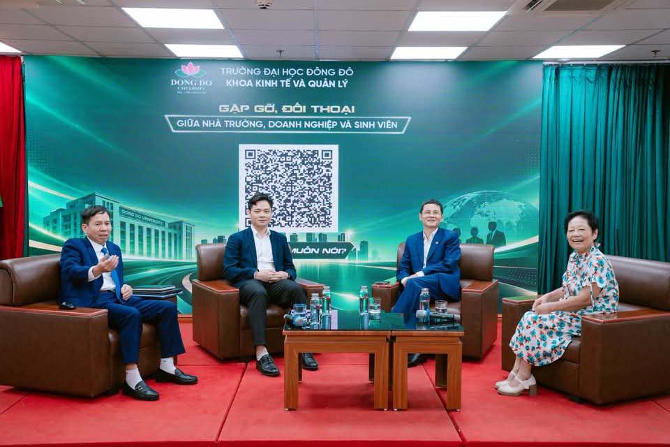 Hội nghị Gặp gỡ sinh viên đầu năm học 2026–2027